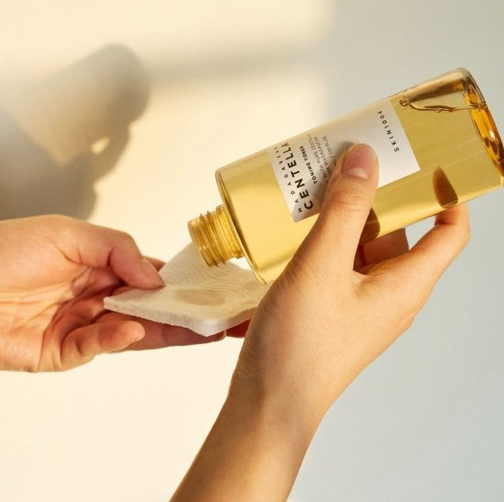 SKIN1004 MADAGASCAR CENTELLA TONING TONER 210ML