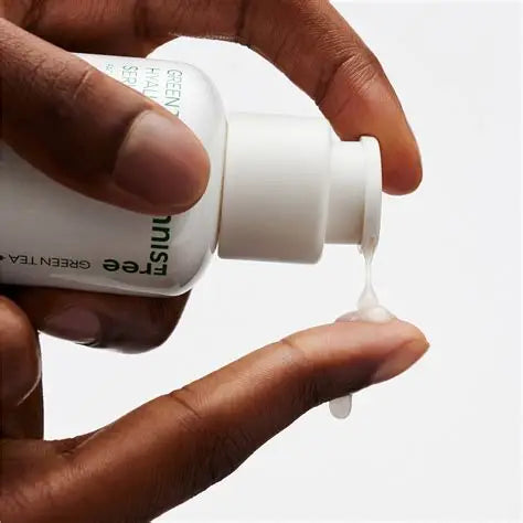 Sérum de ácido hialurónico con semillas de té verde (80 ml)