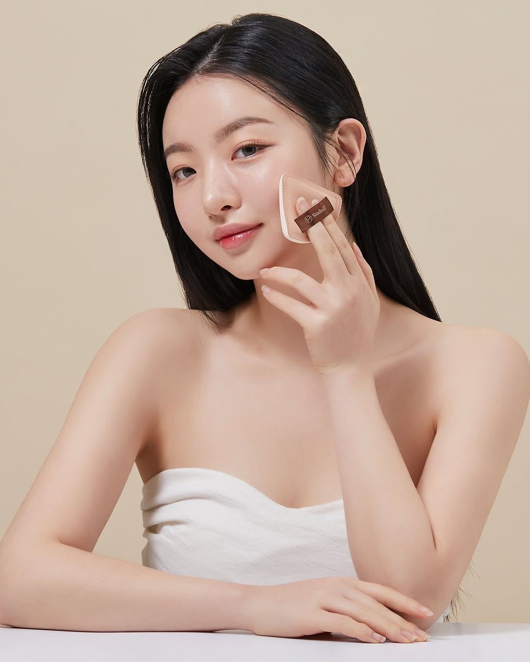 STUDIO 17 PANG PANG PUFF TRIÂNGULO