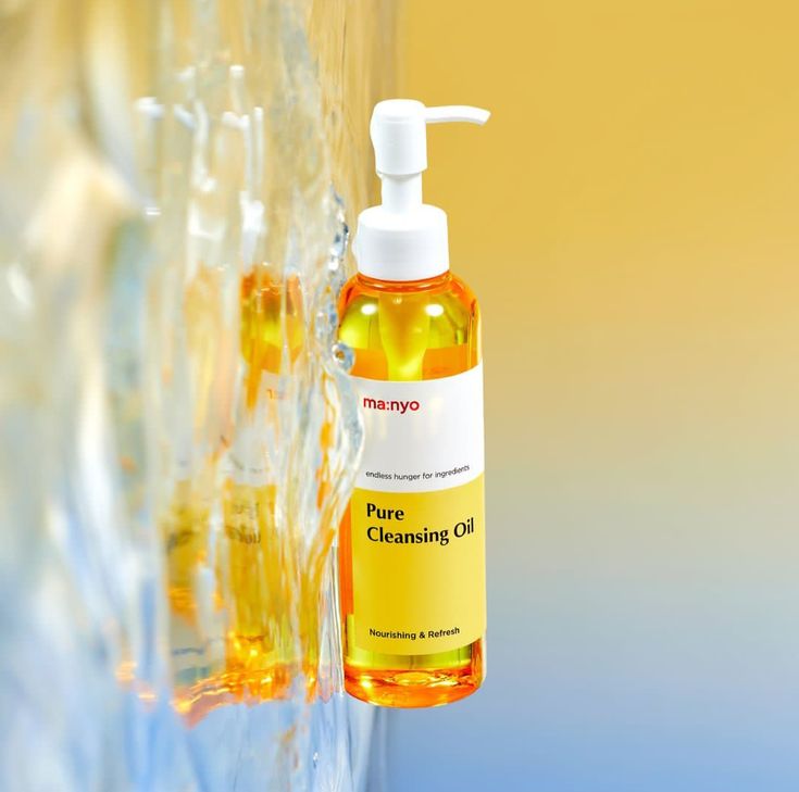 Aceite de limpieza profunda para la regeneración y renovación de la piel.